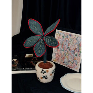 Plushf - Voodoo Lily plant plush